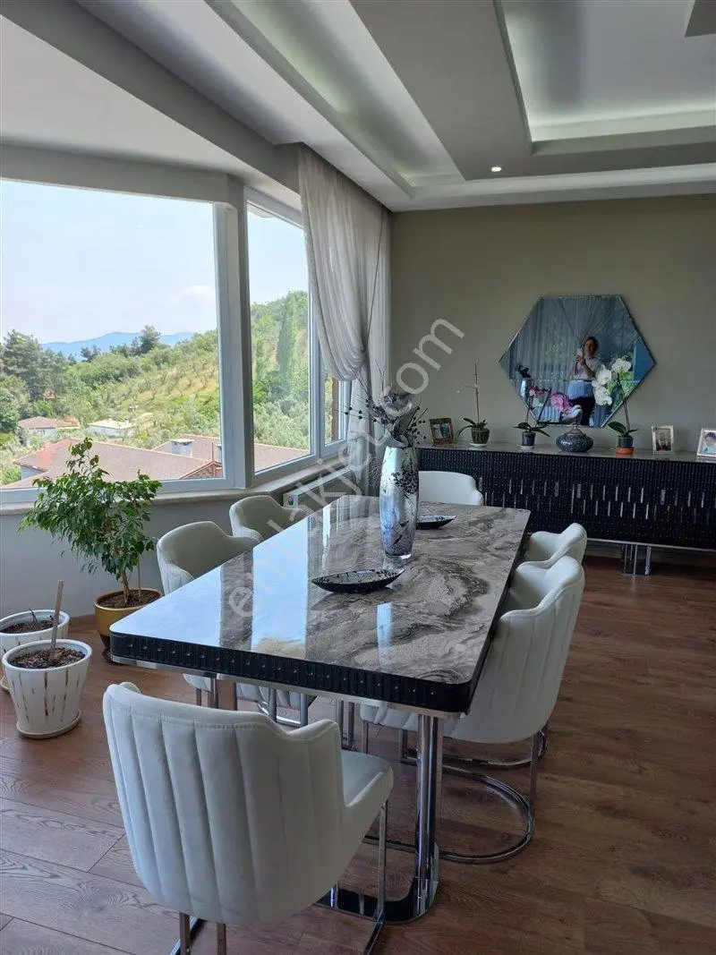 Mudanya Bademli'de 620 M2 Bahçeli Deniz Manzaralı Satılık Villa — fotoğraf 21
