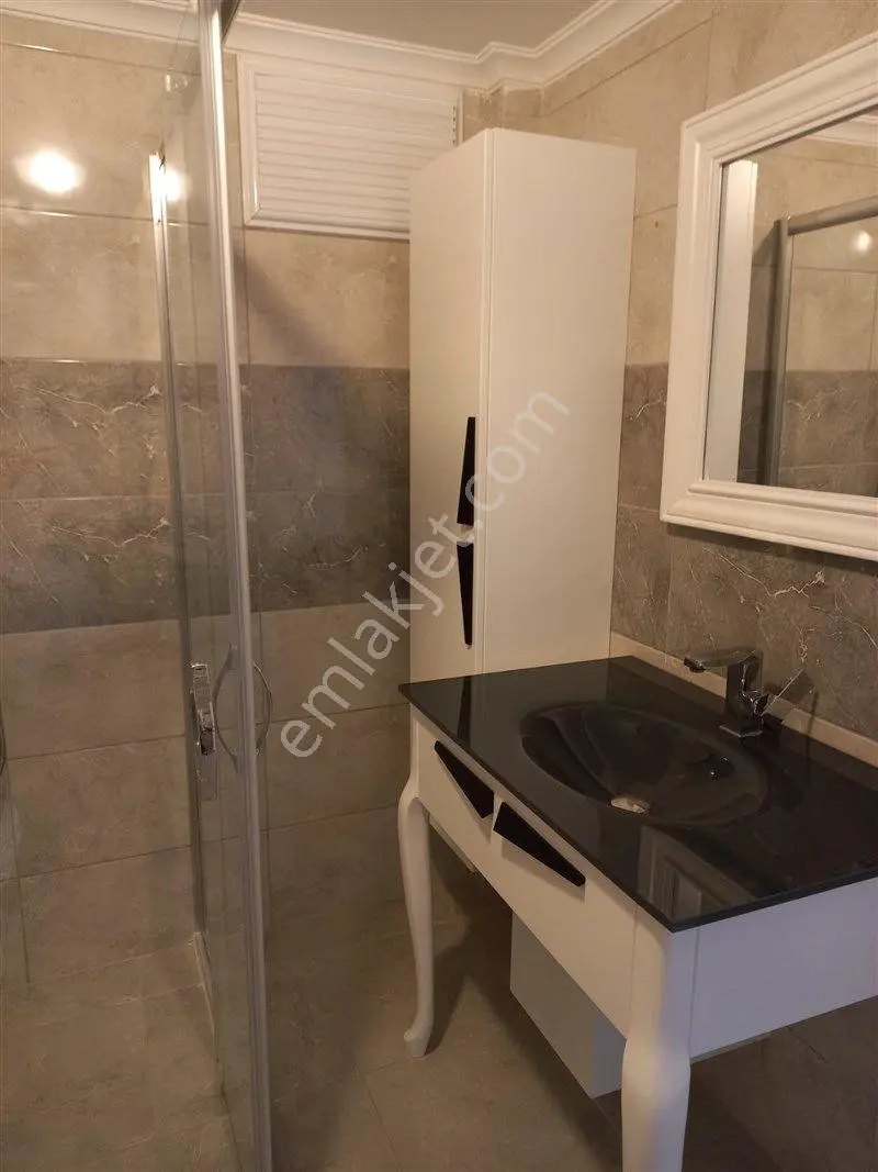 Mudanya Bademli'de 620 M2 Bahçeli Deniz Manzaralı Satılık Villa — fotoğraf 29