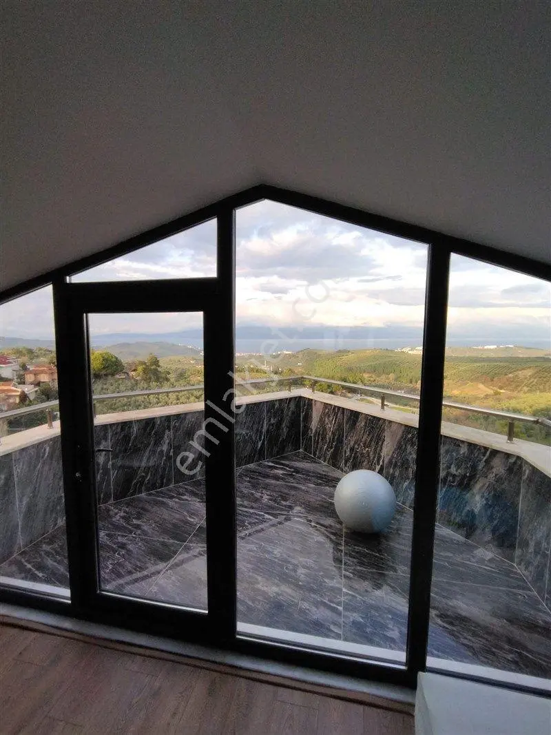 Mudanya Bademli'de 620 M2 Bahçeli Deniz Manzaralı Satılık Villa — fotoğraf 32