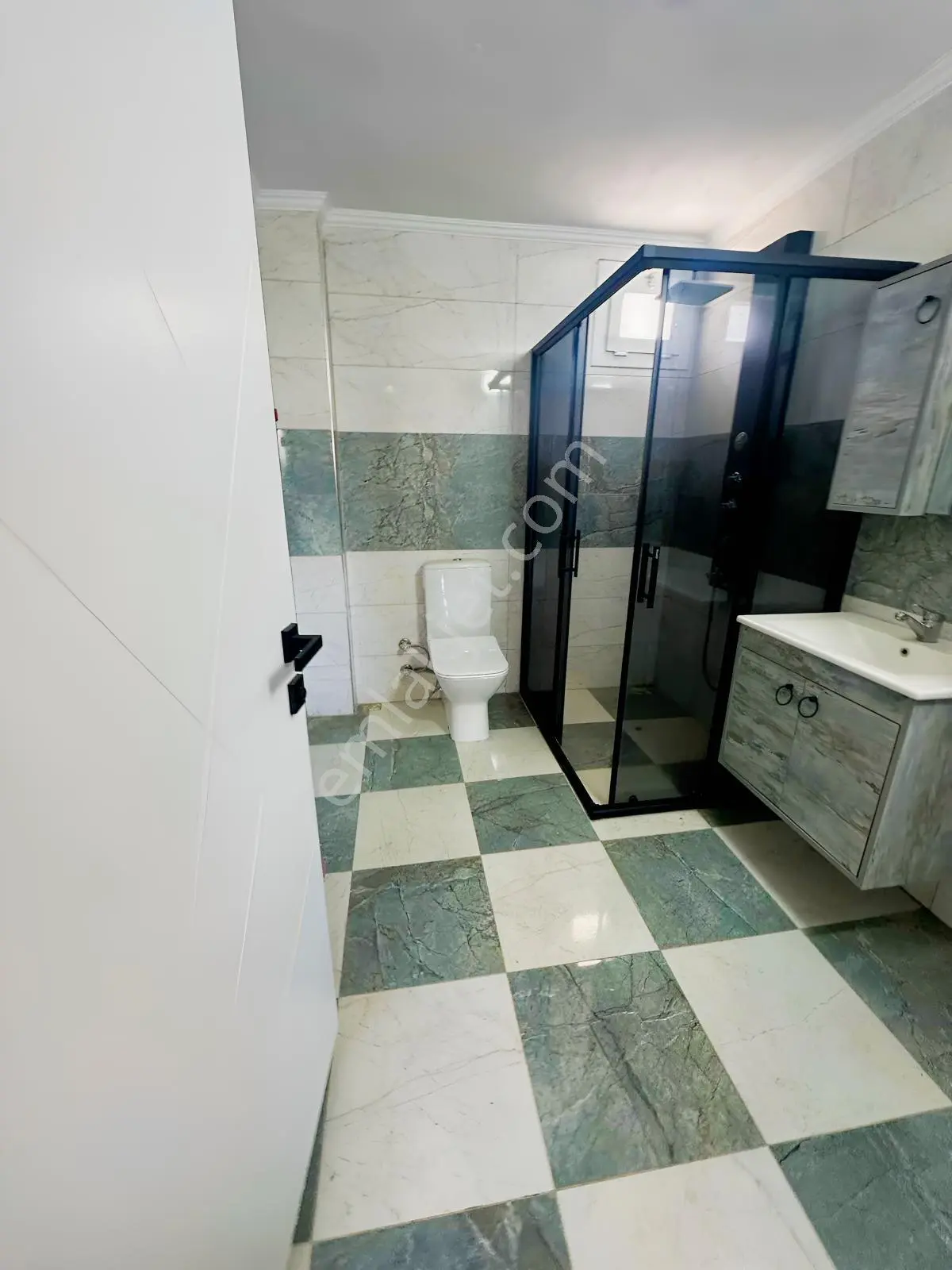 Güzelçamlı'da 3 + 1 Odalı Kapalı Mutfaklı Satılık Daıre — fotoğraf 8
