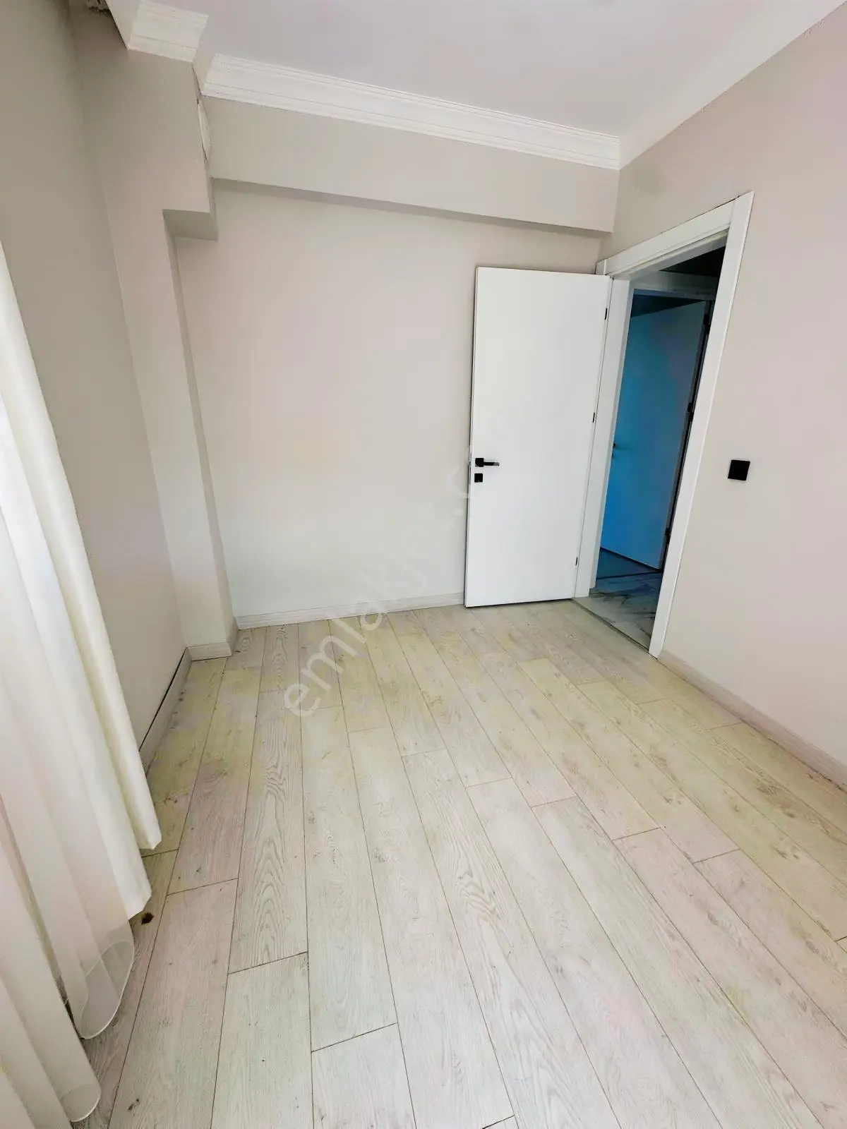 Güzelçamlı'da 3 + 1 Odalı Kapalı Mutfaklı Satılık Daıre — fotoğraf 16