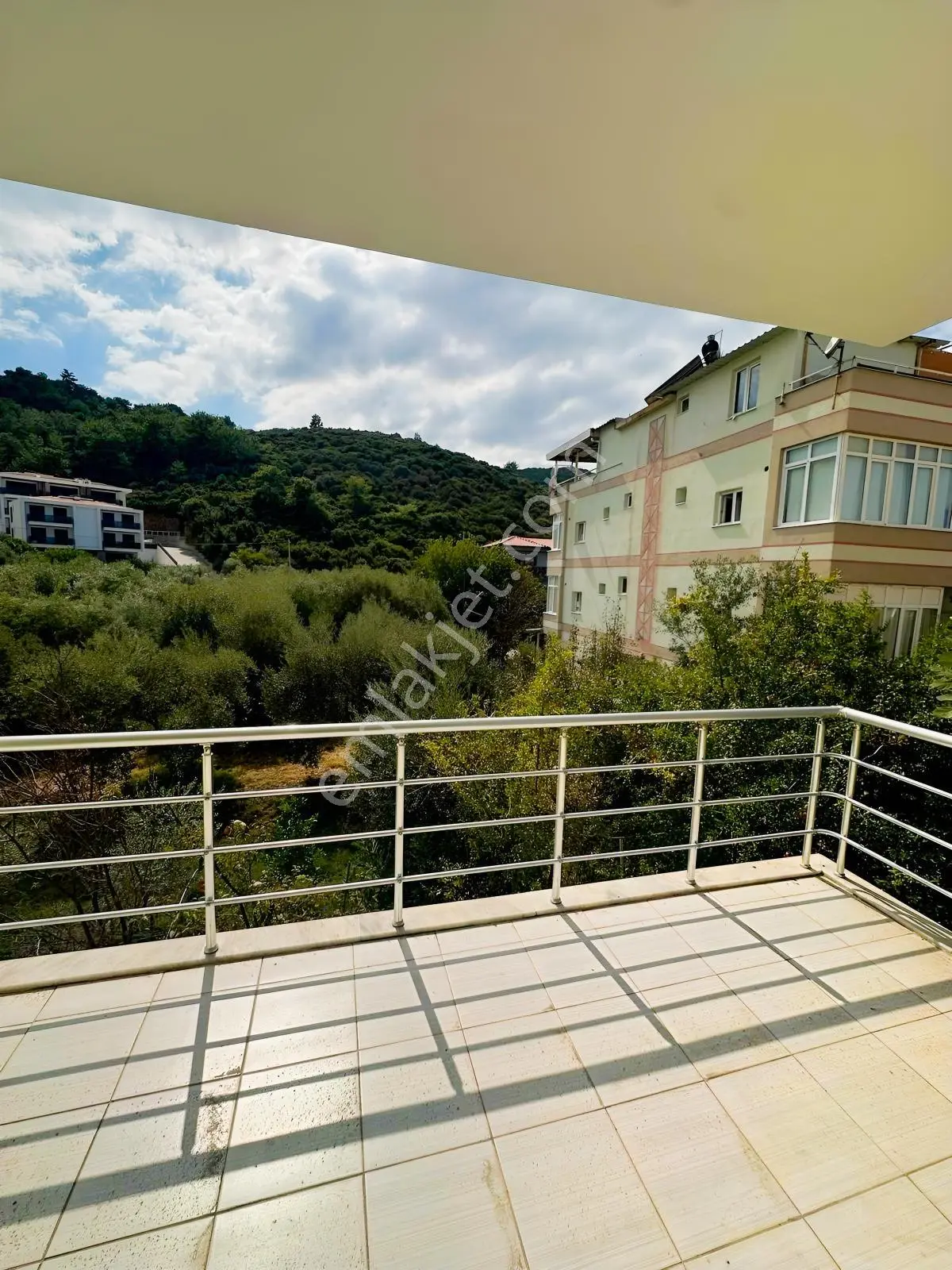 Güzelçamlı'da 3 + 1 Odalı Kapalı Mutfaklı Satılık Daıre — fotoğraf 19
