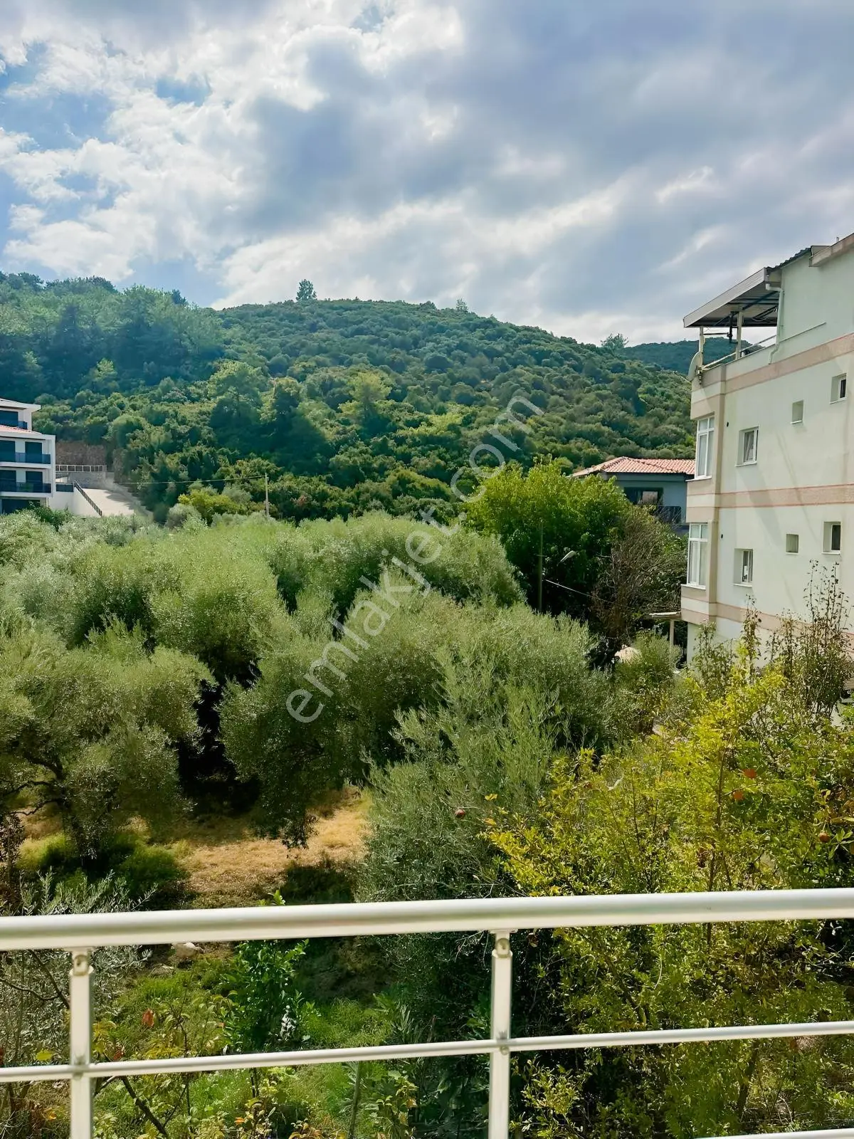 Güzelçamlı'da 3 + 1 Odalı Kapalı Mutfaklı Satılık Daıre — fotoğraf 23