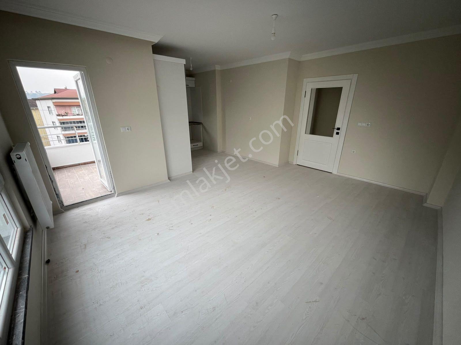 Güleryüz Emlak'tan Satılık 2+1 Sıfır Daire__çınarlık Mah.__ — fotoğraf 3