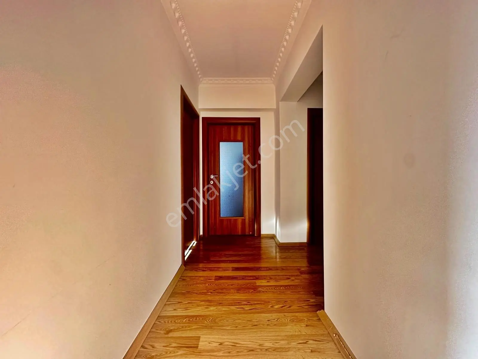 Rota'dan Mükemmel Bulvar Yakını Teras Balkonlu Asansörlü 3+1 — fotoğraf 30