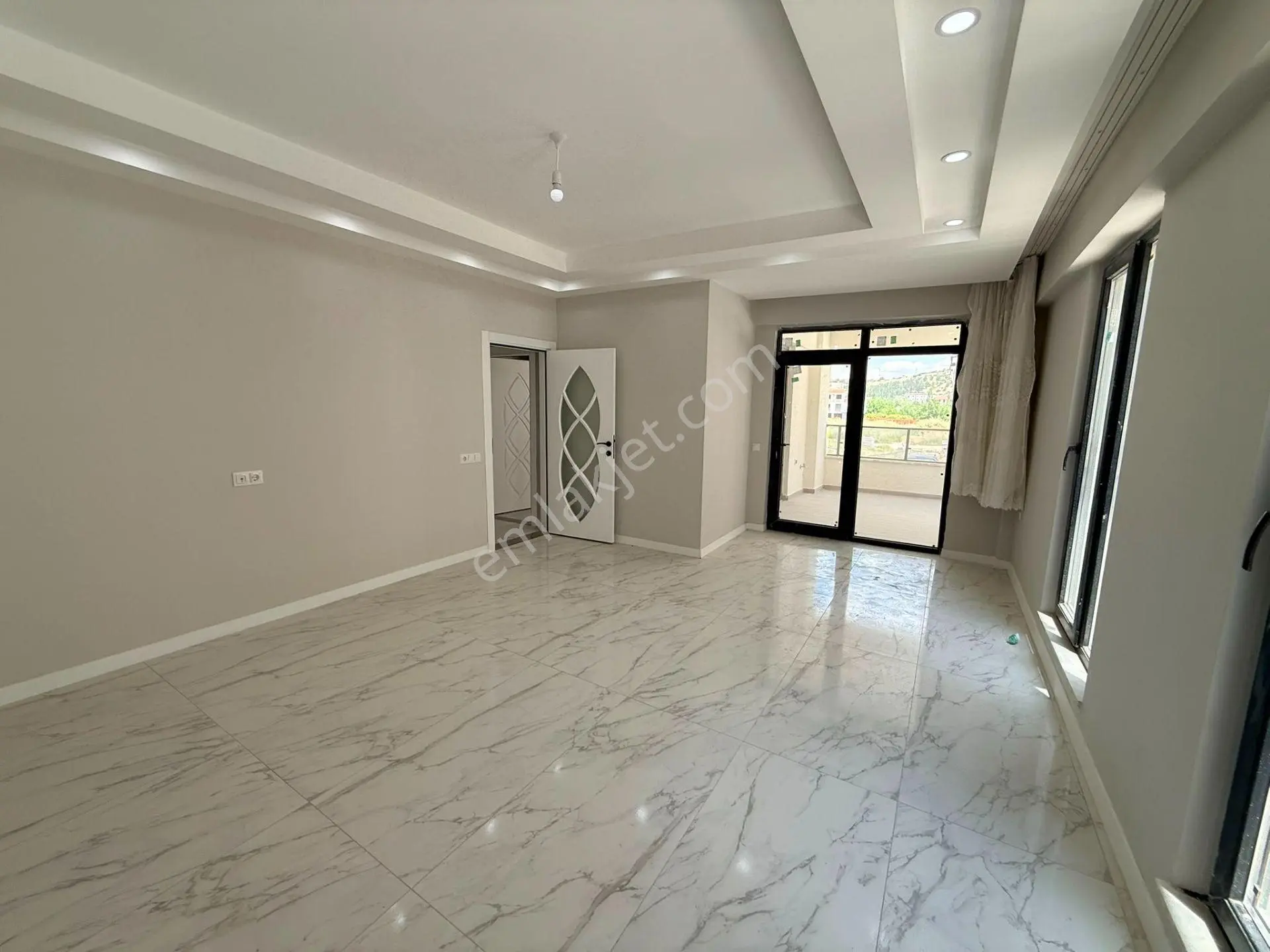 İncirli Mahallesinde Eğilmezler İnşaattan Satılık Sıfır 3+1 Lüks Daire — fotoğraf 13