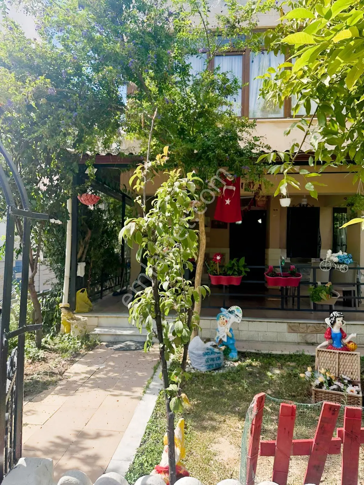 Güzelçamlı'Da Satılık Denıze 250 M. Mesafe Bahçelı Dubleks Vılla