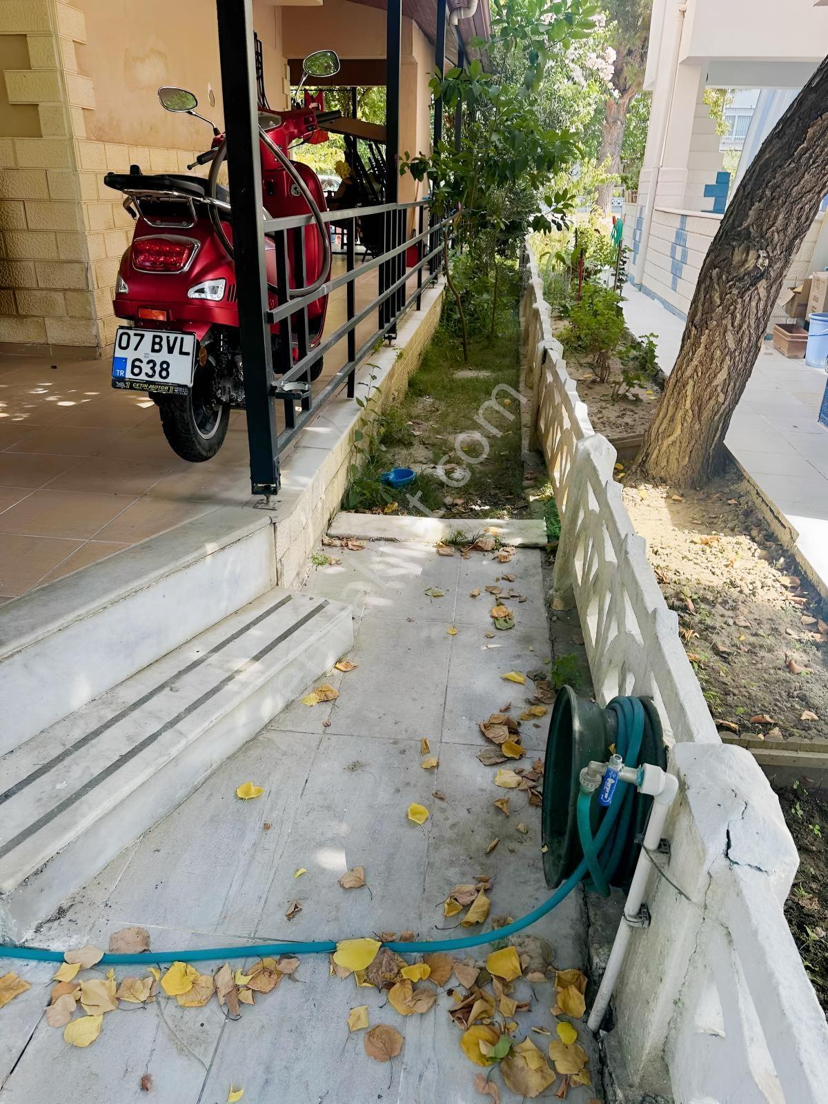Güzelçamlı'da Satılık Denıze 250 M. Mesafe Bahçelı Dubleks Vılla — fotoğraf 6