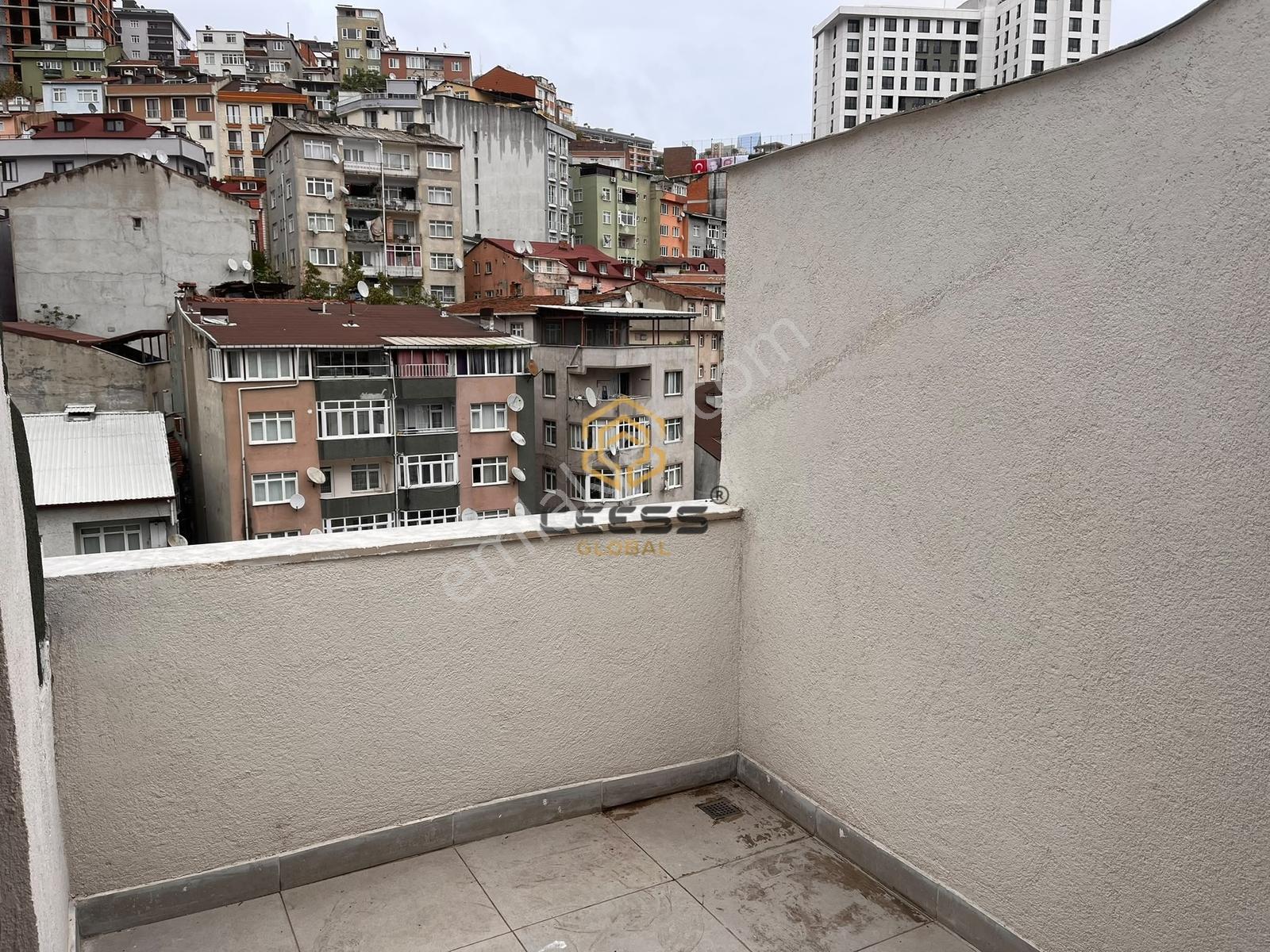Galata Deresi Caddesinde, Aydınlık 5+1 Satılık Dubleks Daire — fotoğraf 25