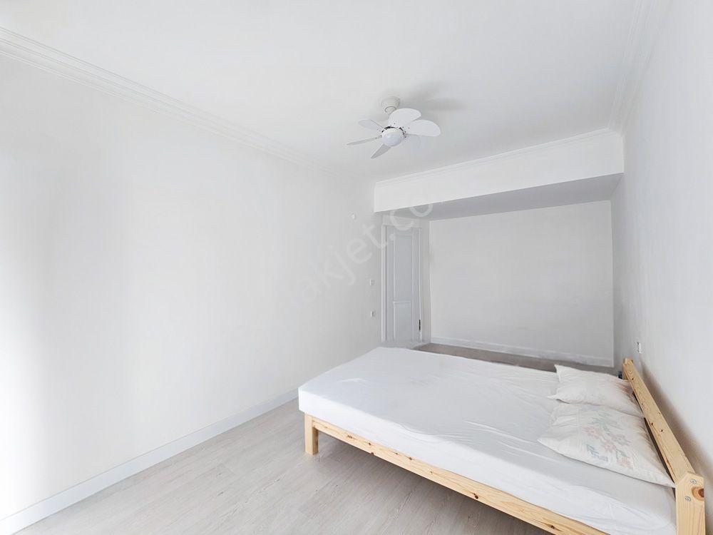Goldhouse Dan Satılık Taşyaka Da Avm Yakını, Yenilenmiş 3+1 Ve Ekstra Stüdyo Daire Avantajı! — fotoğraf 11