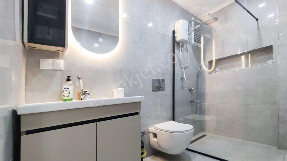 Goldhouse Dan Satılık Taşyaka Da Avm Yakını, Yenilenmiş 3+1 Ve Ekstra Stüdyo Daire Avantajı! — fotoğraf 20