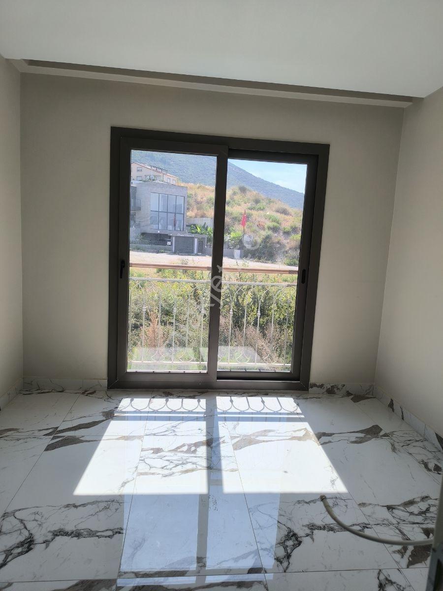 Hsn Emlaktan Guzelcamda Satılık Geniş Villa — fotoğraf 9