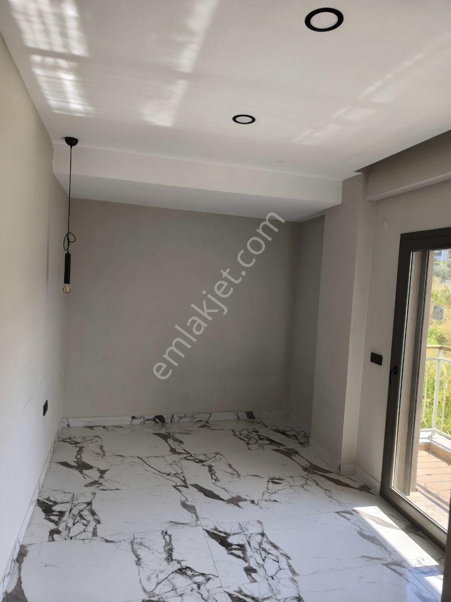 Hsn Emlaktan Guzelcamda Satılık Geniş Villa — fotoğraf 16