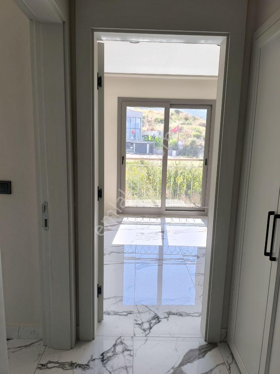 Hsn Emlaktan Guzelcamda Satılık Geniş Villa — fotoğraf 32