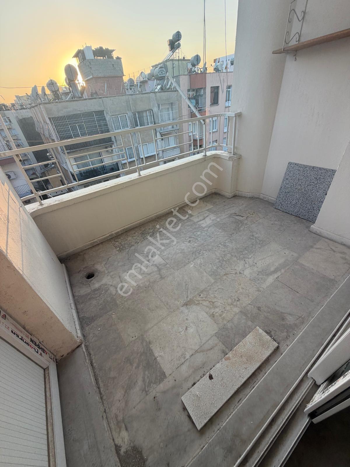 Prestij'den Yeni Mah'de Asansörlü Geniş Oturumlu 3+1 Daire — fotoğraf 17
