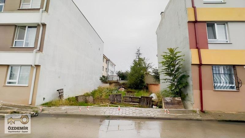 Özdemir'den Esentepe Mah Satılık Arsa 3 Kata İmarlı — fotoğraf 5