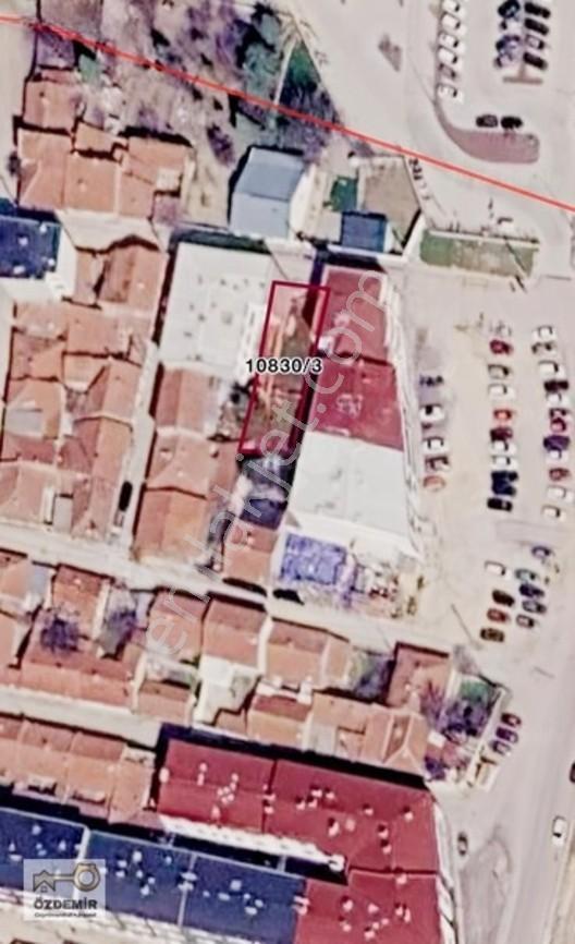 Özdemir'den Esentepe Mah Satılık Arsa 3 Kata İmarlı — fotoğraf 6