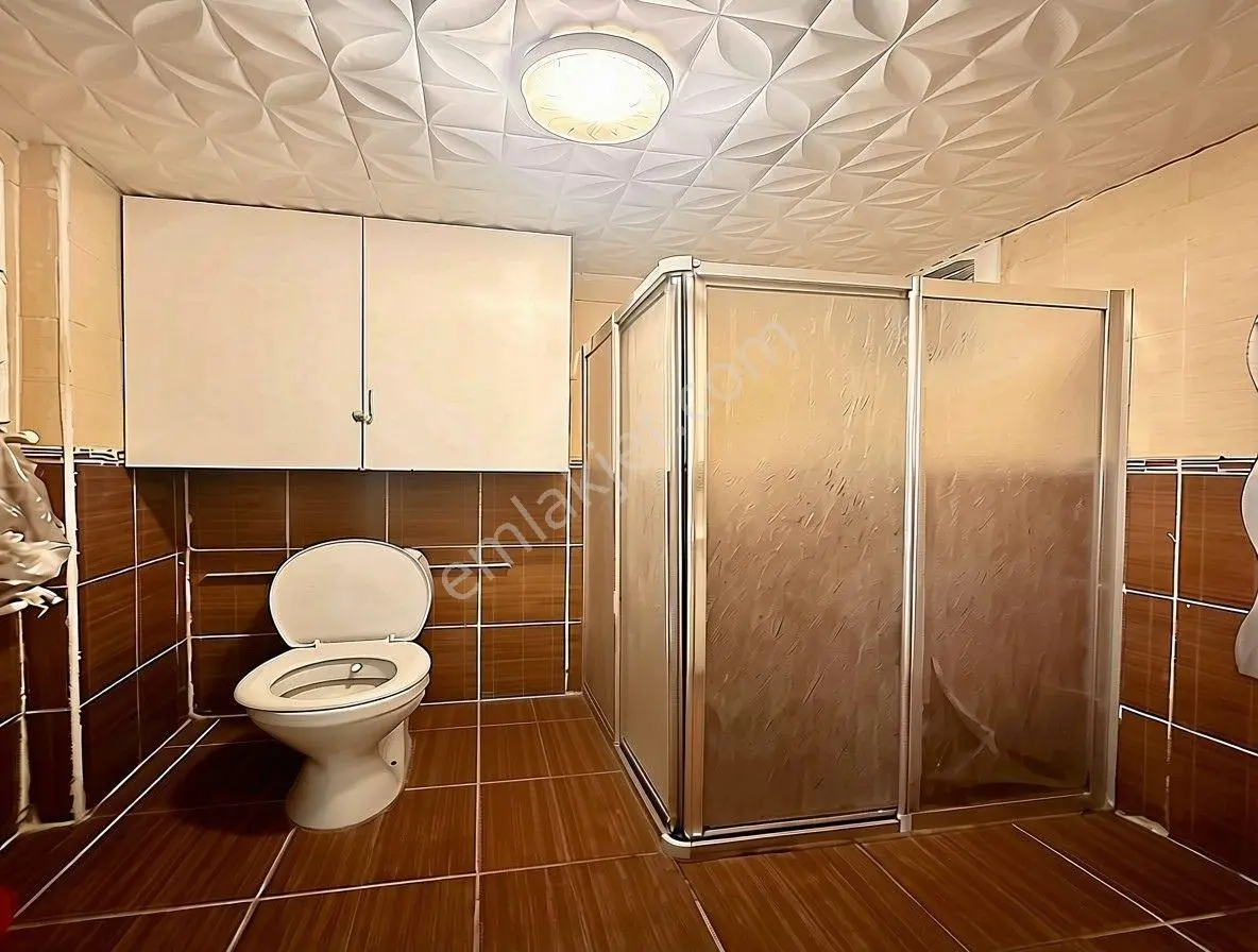 Metrobüse Yürüme Mesafesinde Dev M2 Düz Giriş 2+1 Satılık Daire! — fotoğraf 13