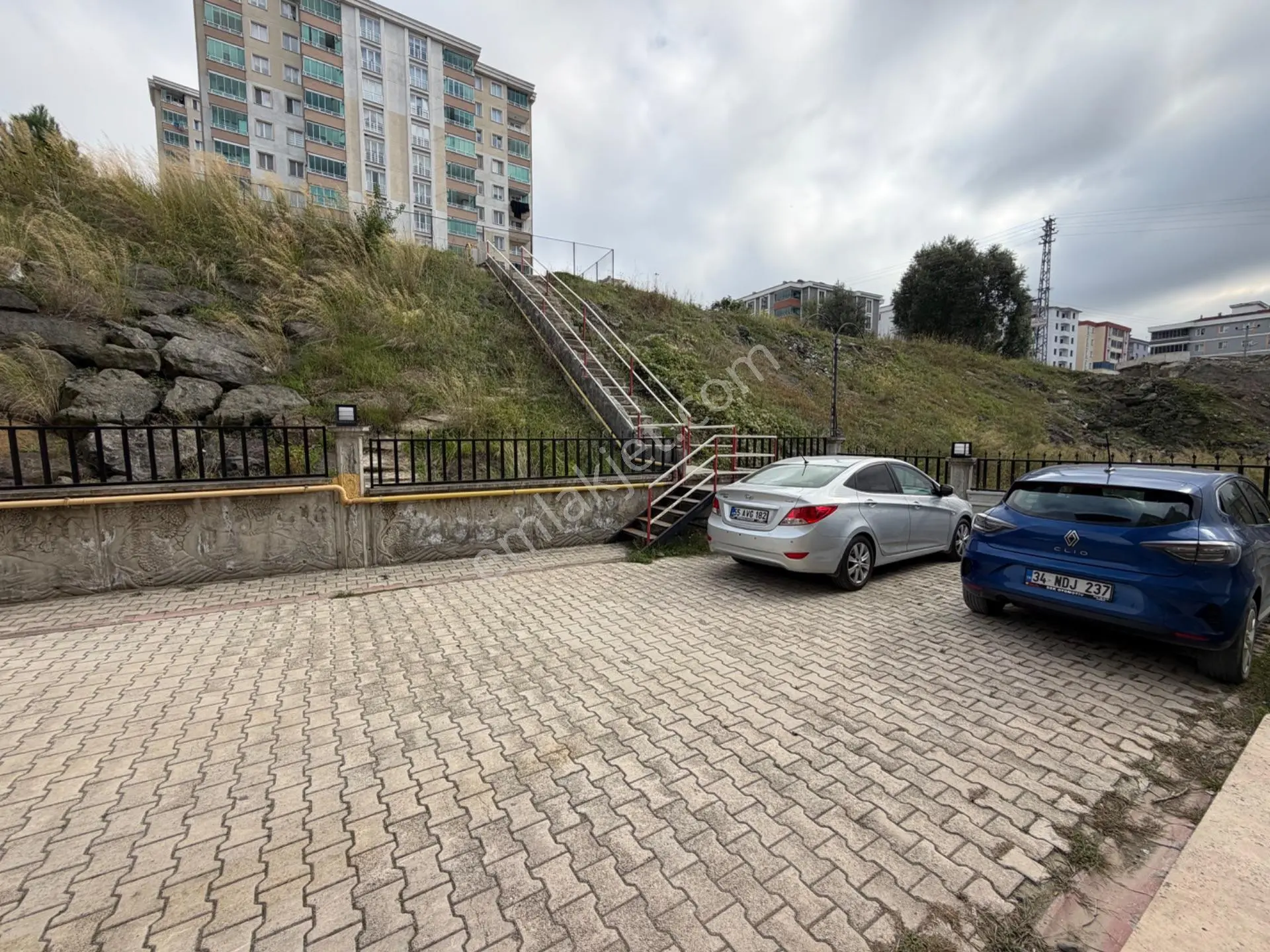 İlkadım Çatalarmut’ta Satılık İçi Yapılı Marafsız 3+1 Daire — fotoğraf 23