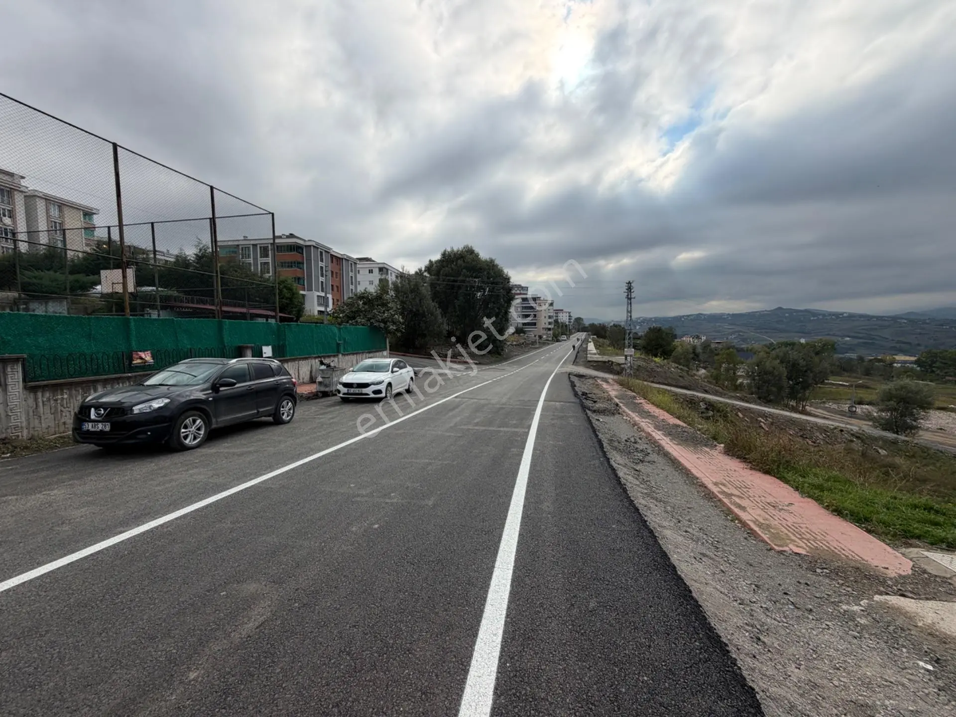 İlkadım Çatalarmut’ta Satılık İçi Yapılı Marafsız 3+1 Daire — fotoğraf 25