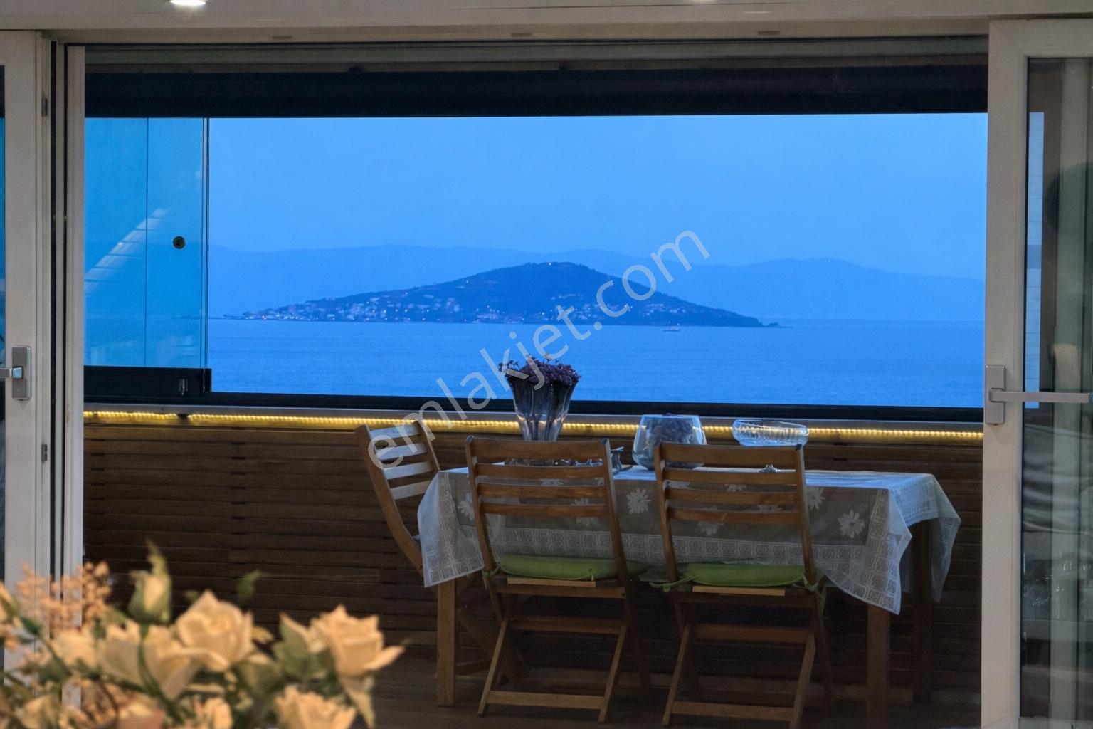 Suadiye Selvili Sk Deniz Manzaralı 250m2 Net Satılık 4+2 Dubleks