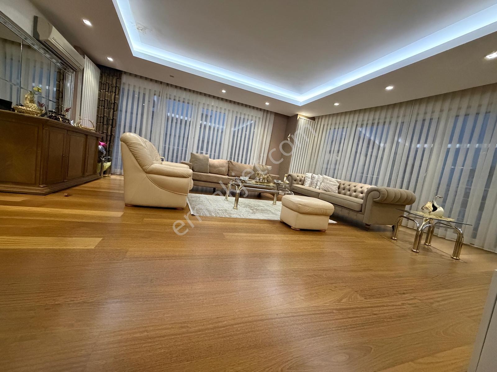 Suadiye Selvili Sk Deniz Manzaralı 250m2 Net Satılık 4+2 Dubleks — fotoğraf 3