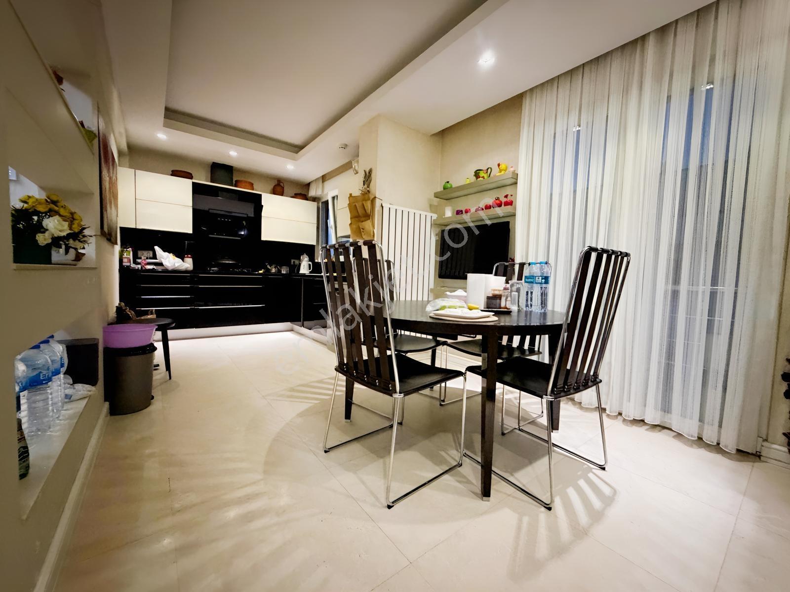 Suadiye Selvili Sk Deniz Manzaralı 250m2 Net Satılık 4+2 Dubleks — fotoğraf 14