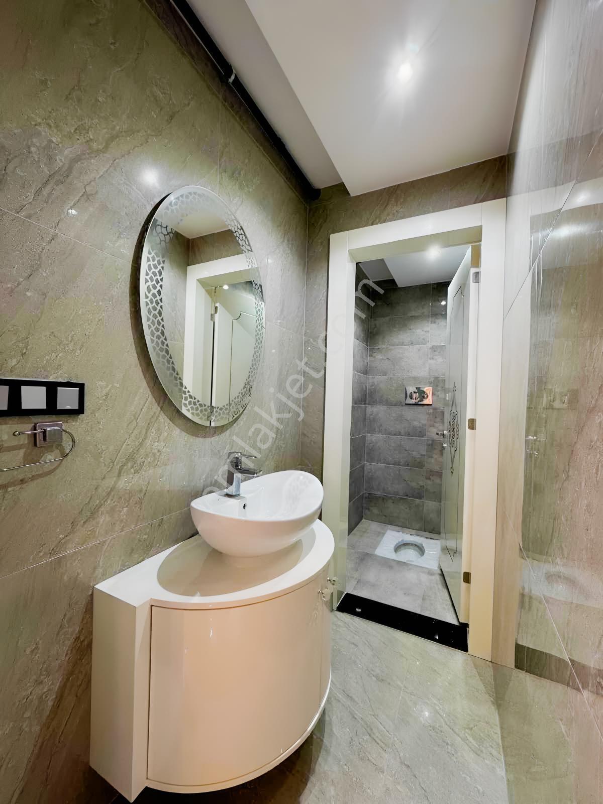 Yenişafakta Satılık 3+1 140 Lüks Daire — fotoğraf 4