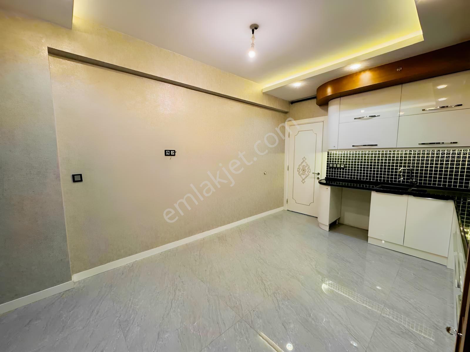 Yenişafakta Satılık 3+1 140 Lüks Daire — fotoğraf 5