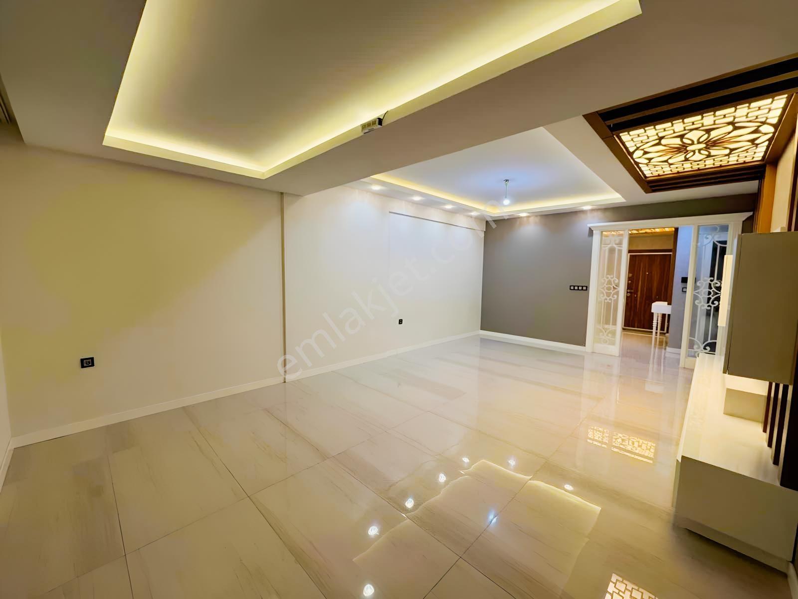 Yenişafakta Satılık 3+1 140 Lüks Daire — fotoğraf 6