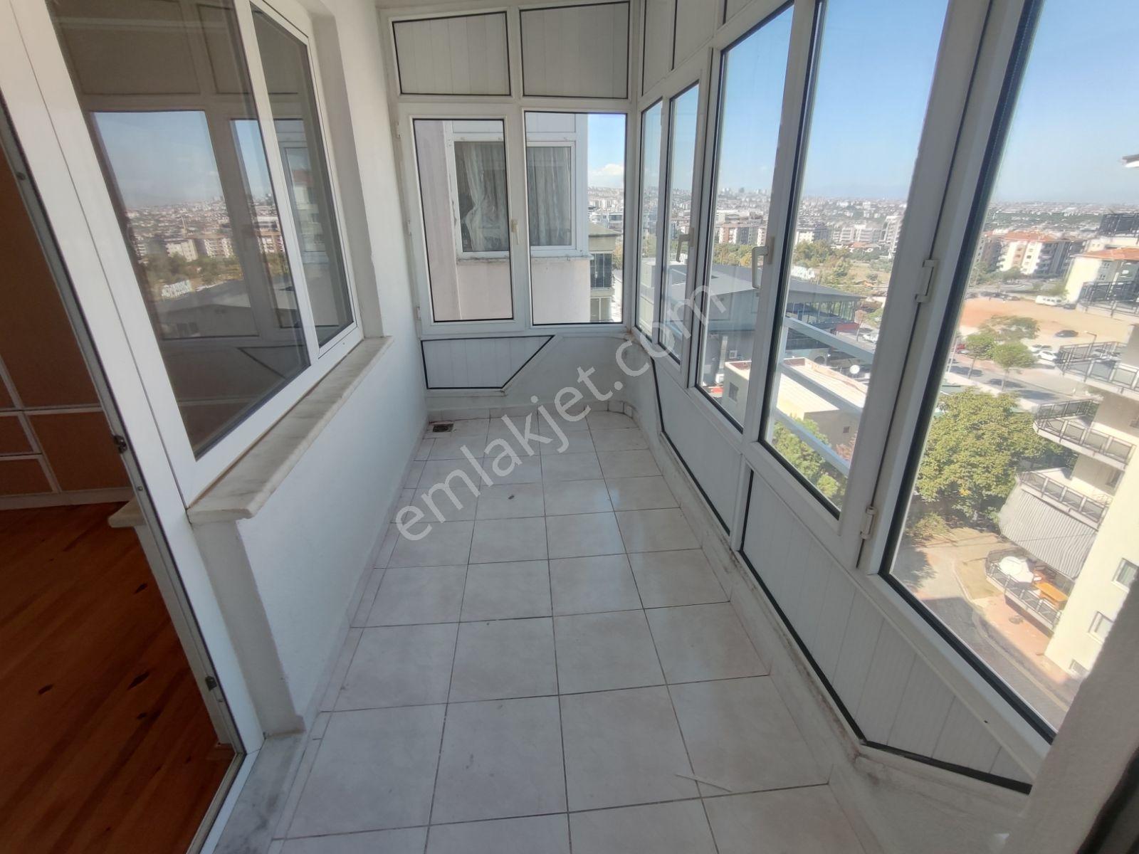 Servergazi De Satılık 3+1 Daire — fotoğraf 8