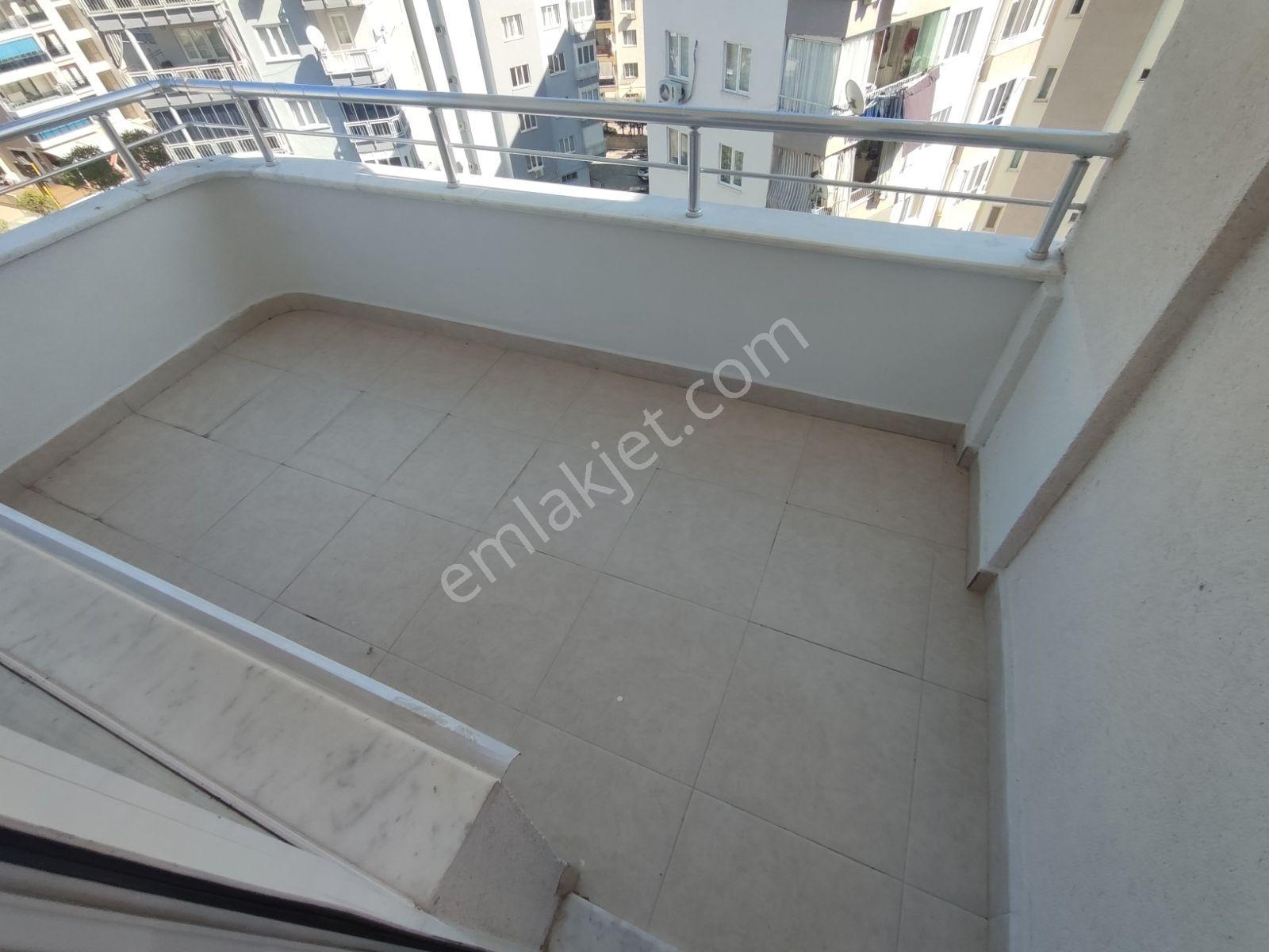 Servergazi De Satılık 3+1 Daire — fotoğraf 23