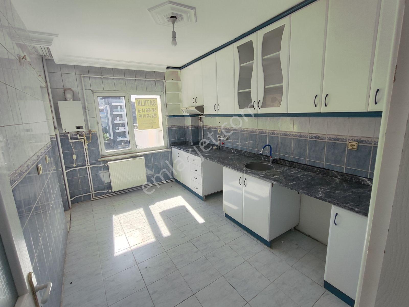 Servergazi De Satılık 3+1 Daire — fotoğraf 28