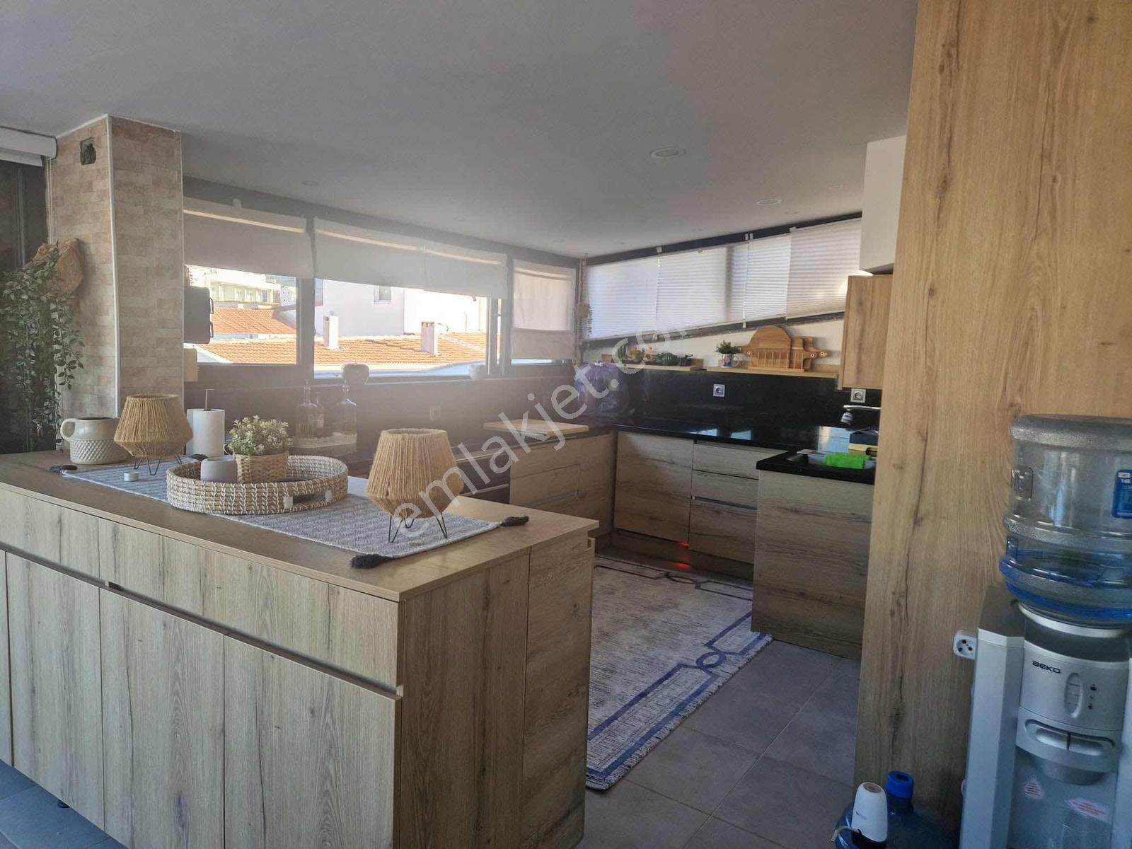 Kapalı Otoparklı Doğa Manzaralı Satılık Çatı Dubleks 4 + 1 Odalı — fotoğraf 30