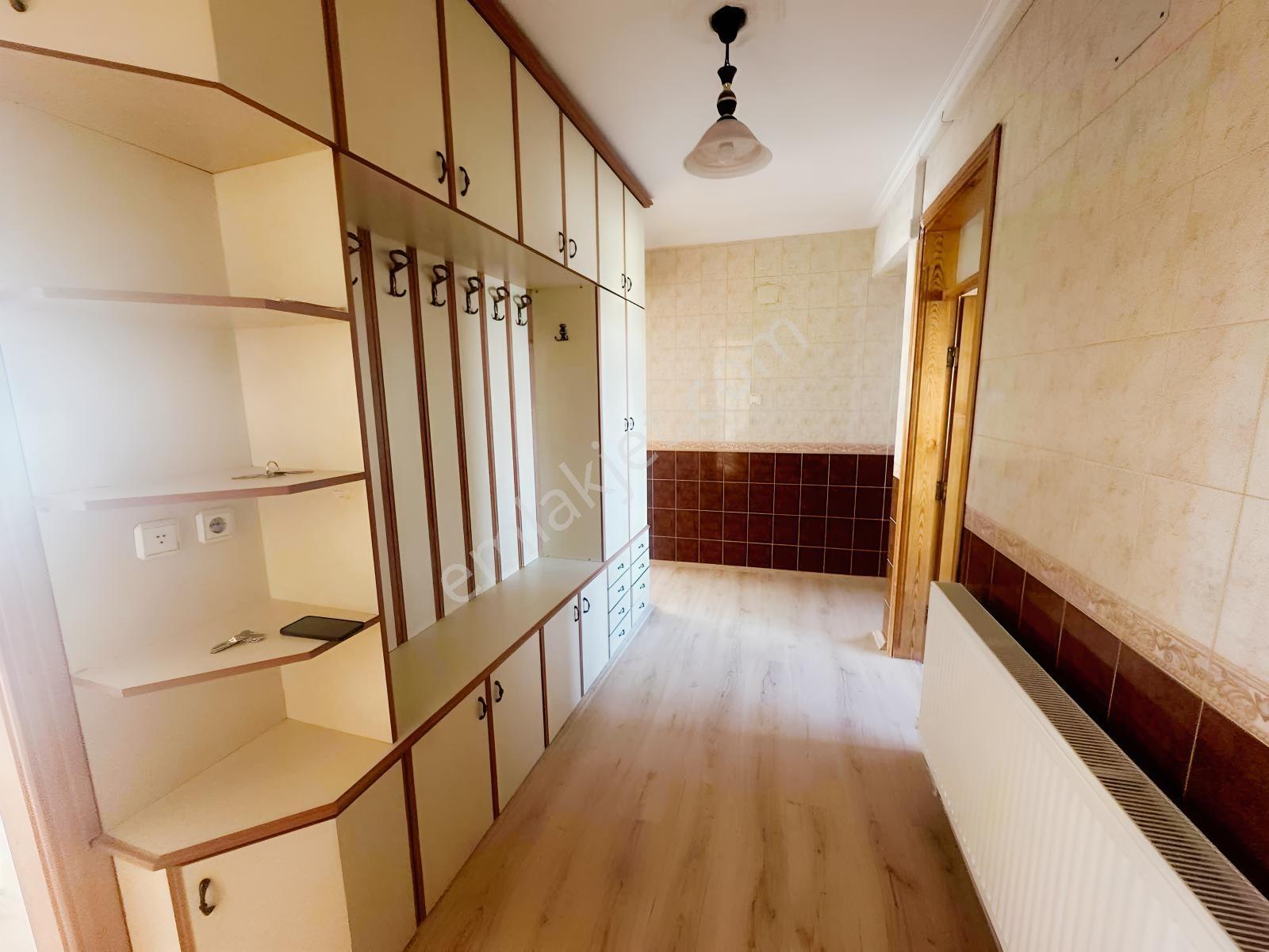 Hesaplı Geniş Daire — fotoğraf 5