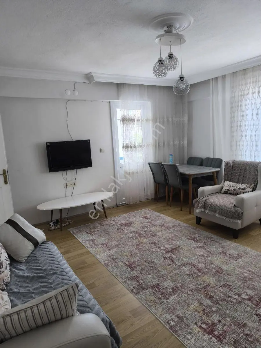 Hsn Emlaktan Güzelçamlı Da Denize Yürüyüş Mesafesinde 2+1 Daire — fotoğraf 3