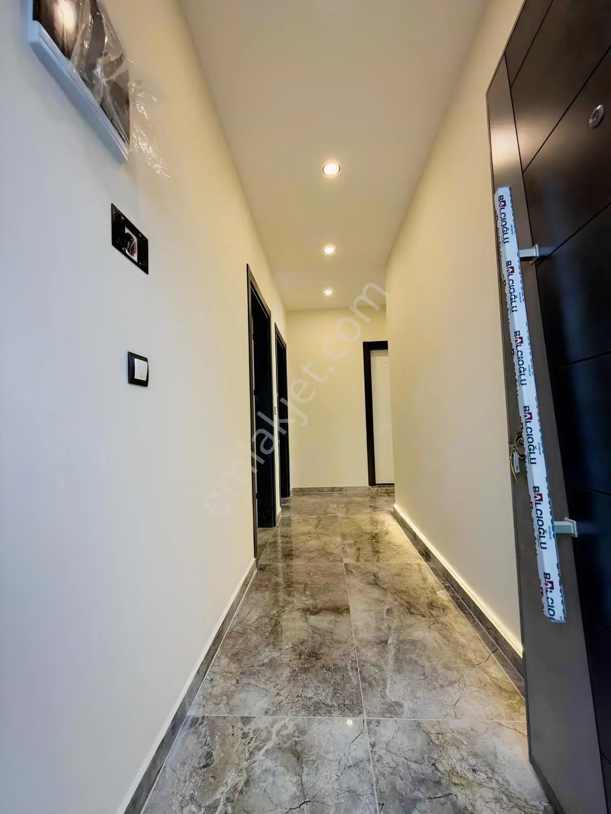 Hsn Emlk'tan Güzelçamlı'da Satılık Sıfır Daire — fotoğraf 2