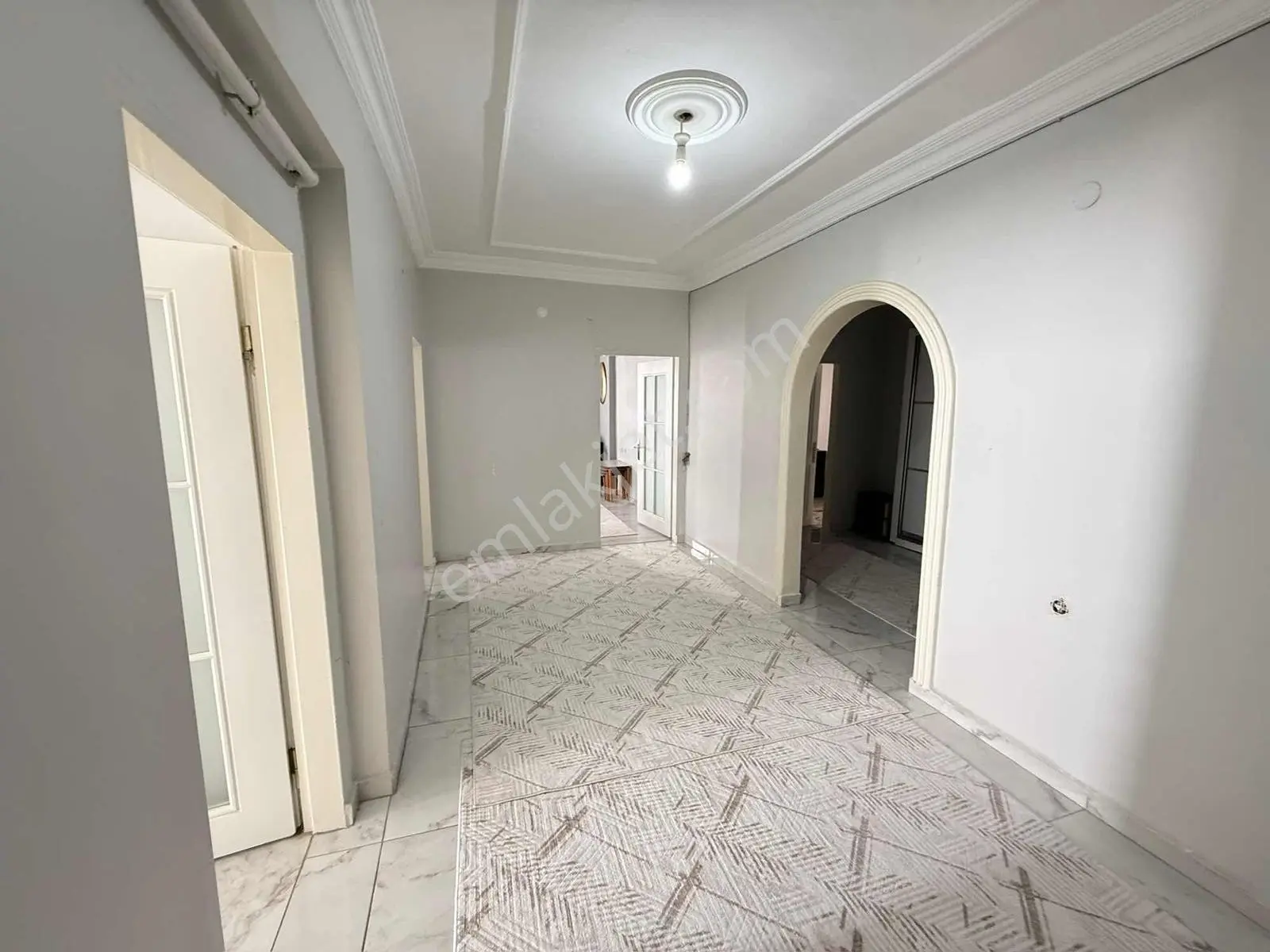 Tesislerde Acil Satılık 3+1 Daire — fotoğraf 16