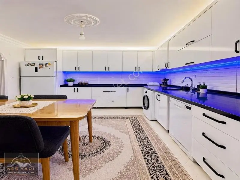 Merkezi Konumda Dev M2 2+1 Giriş Katı Daire!!!! — fotoğraf 7