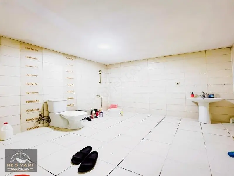 Merkezi Konumda Dev M2 2+1 Giriş Katı Daire!!!! — fotoğraf 13