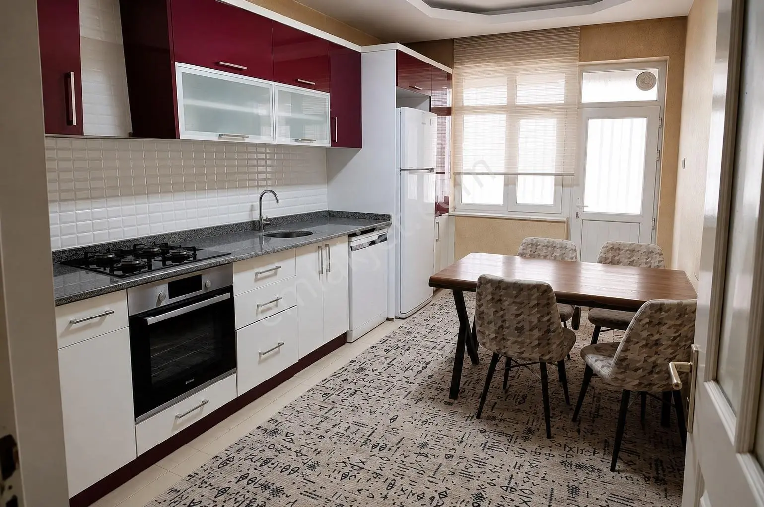 '' Şehir Hastanesi Adliye Yakını Bakımlı 3+1 Daire '' — fotoğraf 5