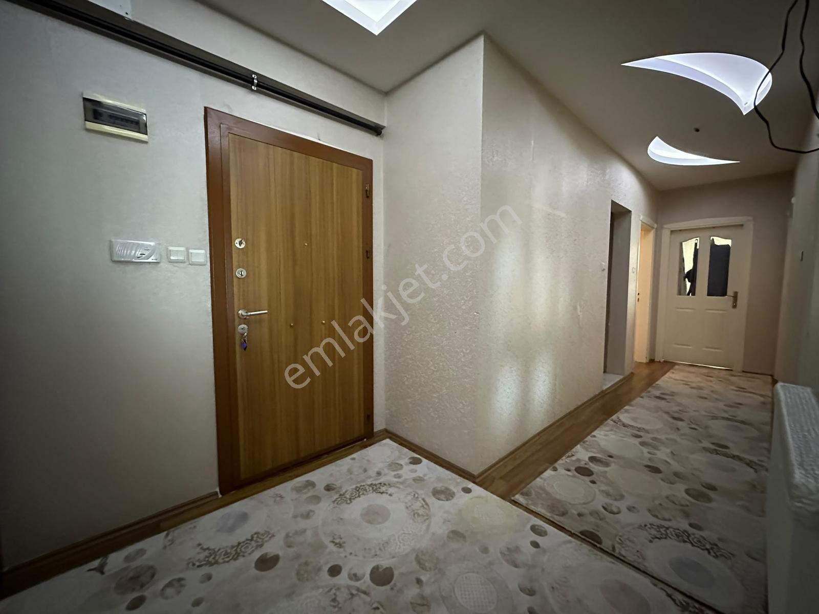 '' Şehir Hastanesi Adliye Yakını Bakımlı 3+1 Daire '' — fotoğraf 7