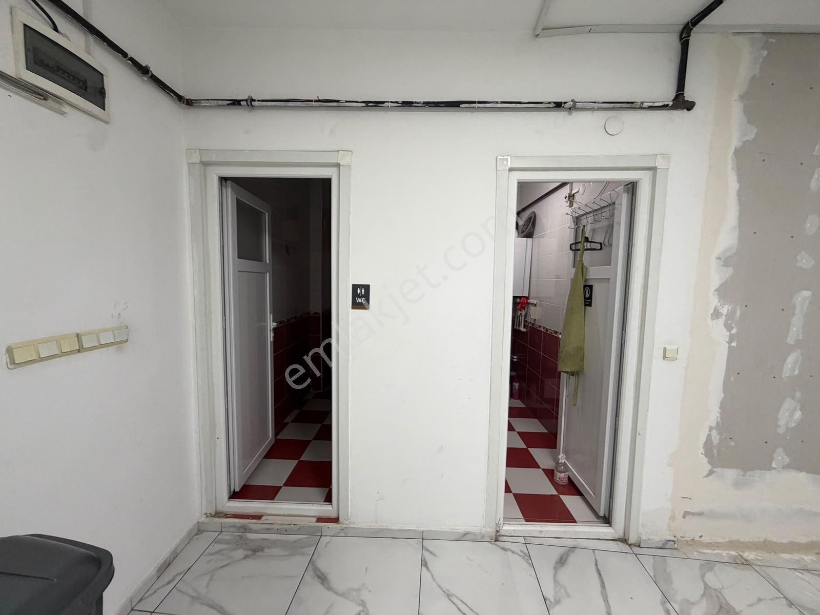 Tuzla Şifa Mahallesinde Dükkanlı 4 Katlı Satılık Aile Binası — fotoğraf 7