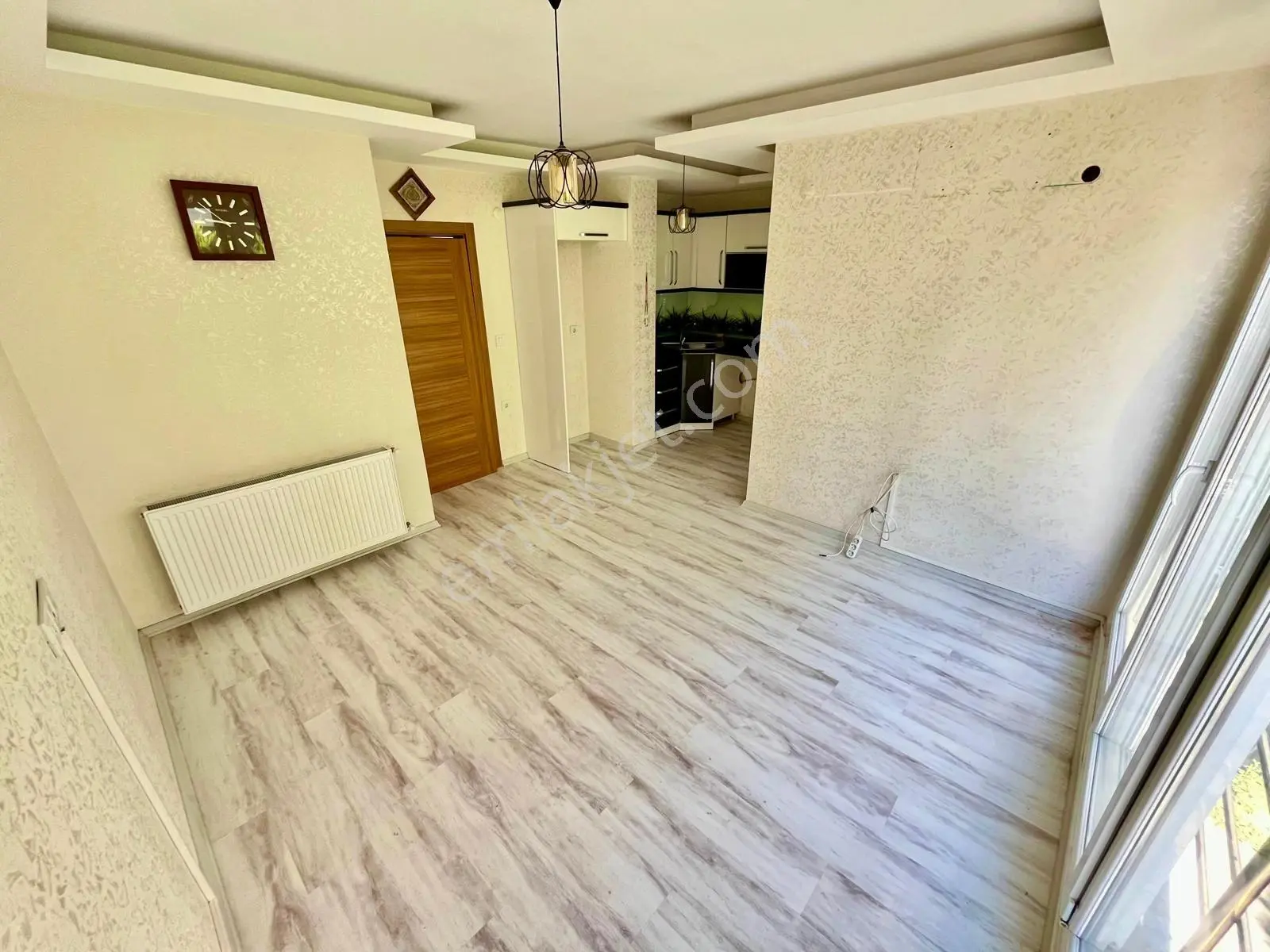 ꧁ay Emlaktan꧂ikizçay'da Muhteşem Konumu Denize Yakın Arakat Kapalı Balkonlu Satılık 1+1 Daire — fotoğraf 8