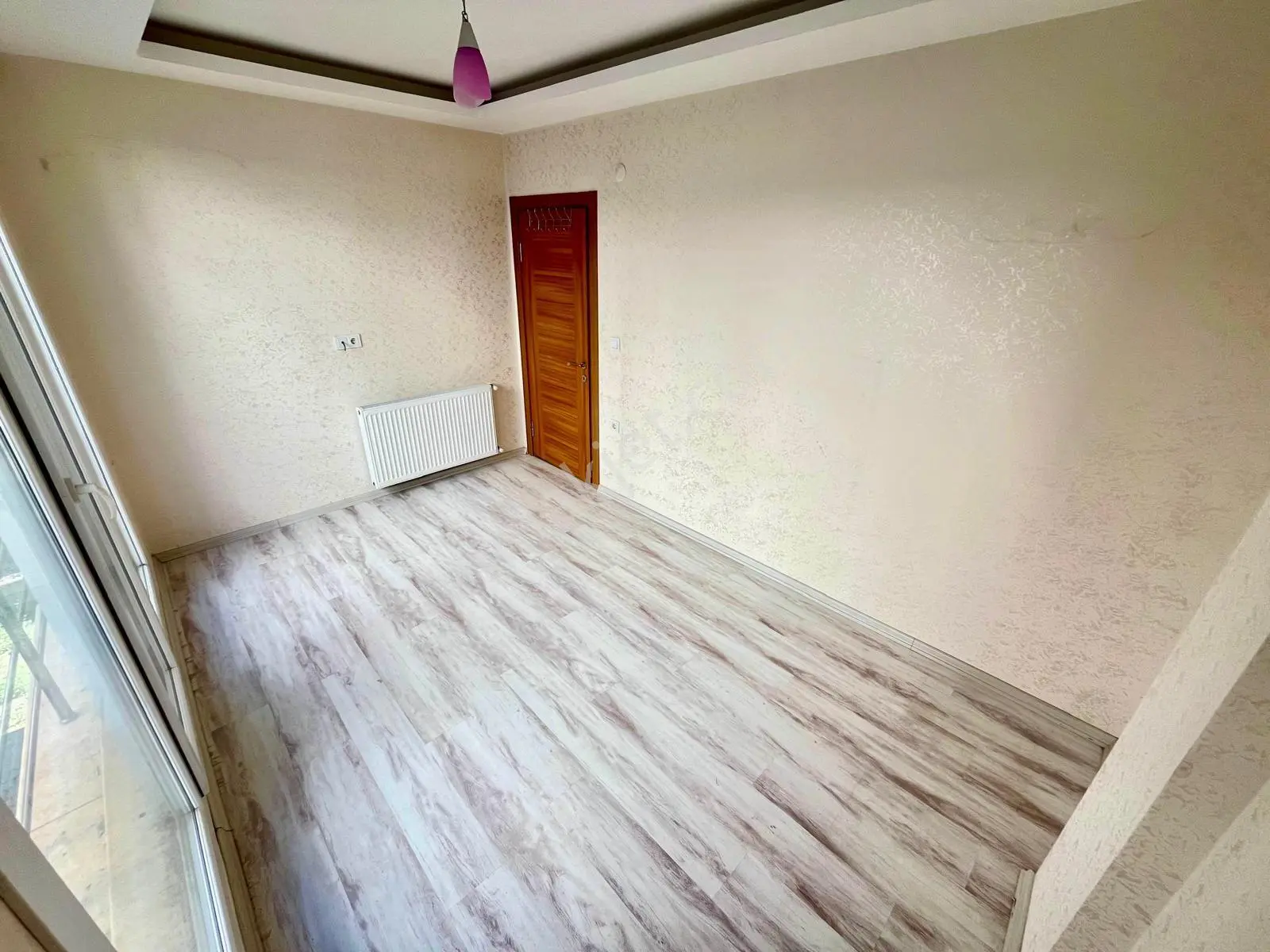 ꧁ay Emlaktan꧂ikizçay'da Muhteşem Konumu Denize Yakın Arakat Kapalı Balkonlu Satılık 1+1 Daire — fotoğraf 10