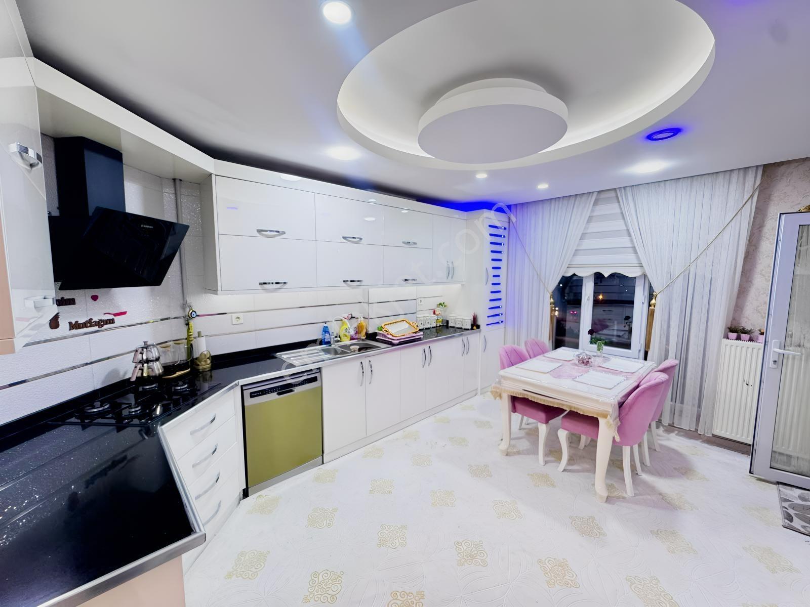Hanedan Gyo'dan Rasaf Yolun'da Satılık 4+1 Geniş Lüks Daire — fotoğraf 7