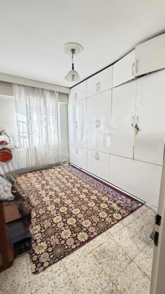 Gazikent Mah Ana Cadde Üzerinde Satılık 1+1 Göbek Kat Daire — fotoğraf 6