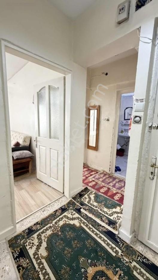 Gazikent Mah Ana Cadde Üzerinde Satılık 1+1 Göbek Kat Daire — fotoğraf 7