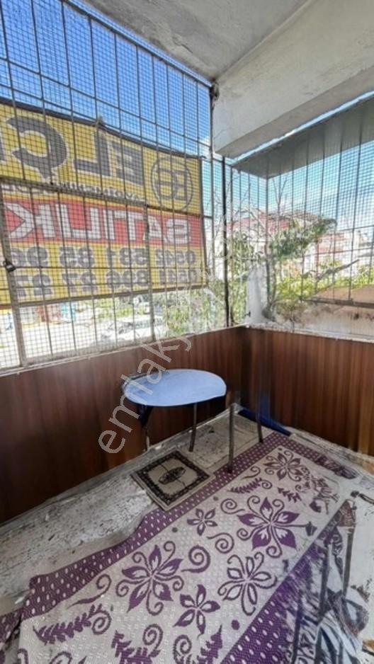 Gazikent Mah Ana Cadde Üzerinde Satılık 1+1 Göbek Kat Daire — fotoğraf 9