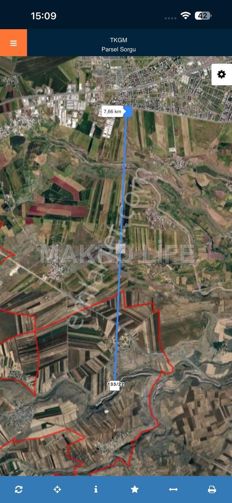 Bağlar Kollu Derede Satılık Sussuz Tarla